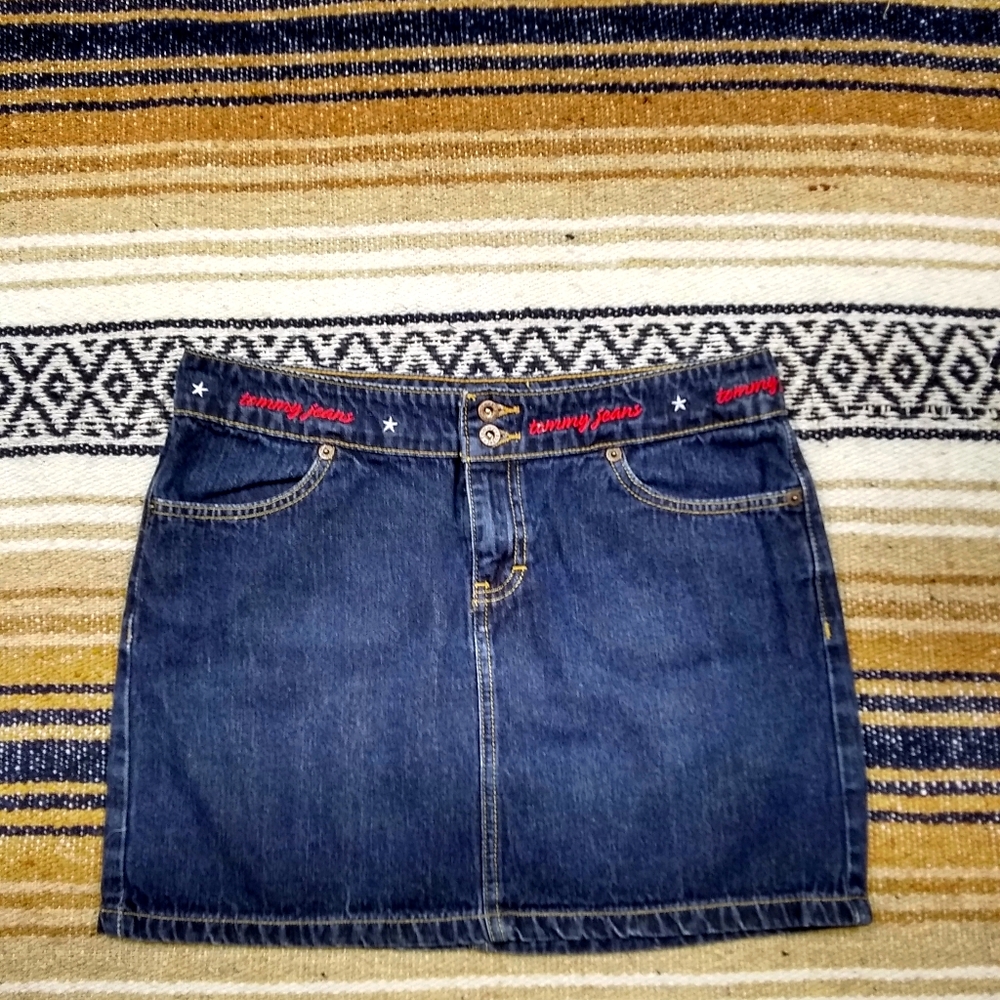 TOMMY HILFIGER MINI SKIRT VINTAGE STREET WEAR